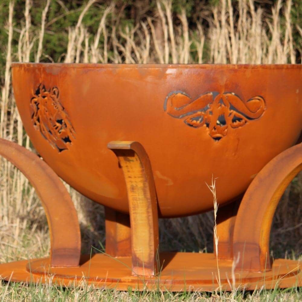 Fire Pit Art Africa's Big Five 41-Inch Unique Handcrafted Carbon Steel Fire Pit (BIG5) - on grassy area